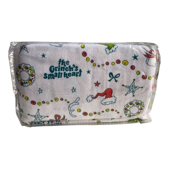 Dr. Seuss Grinch Bed Sheets Grinchmas Christmas Holiday Flannel Queen Sheet Set - Picture 6 of 10